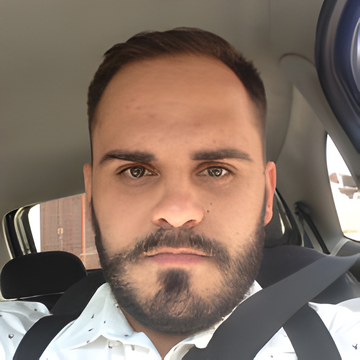 Roberto C.